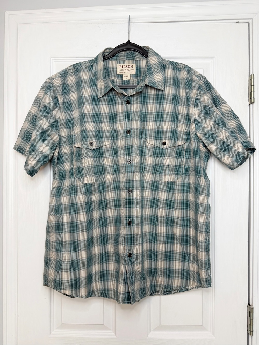 Filson Shirt Mens L • Blue Plaid Short Sleeve Button Up Casual Outdoor.
